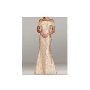 Gia Franco champagne with gold dress size 6- New With Tags